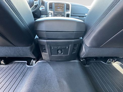 Used 2017 RAM 1500 Laramie w/ Convenience Group AWD/4WD image 14