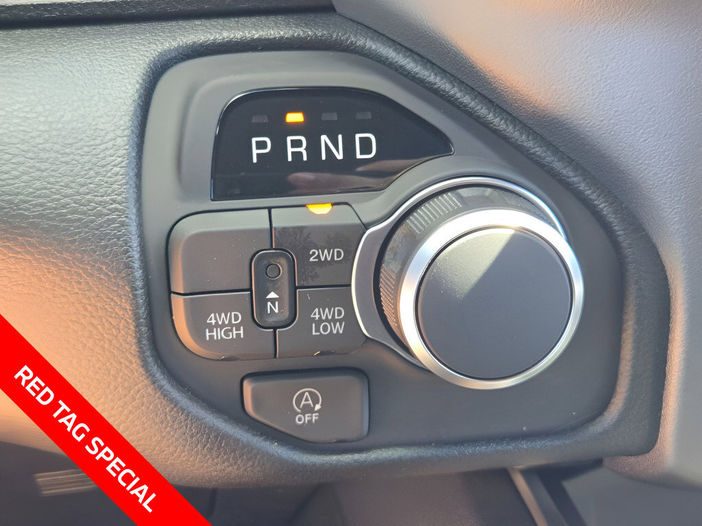 New 2026 RAM 1500 Express AWD/4WD image 31