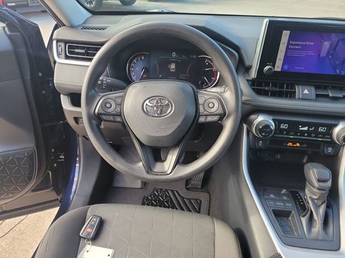 Certified 2025 Toyota RAV4 XLE image 21