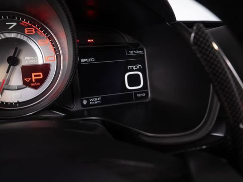 Used 2019 Ferrari Portofino RWD image 40