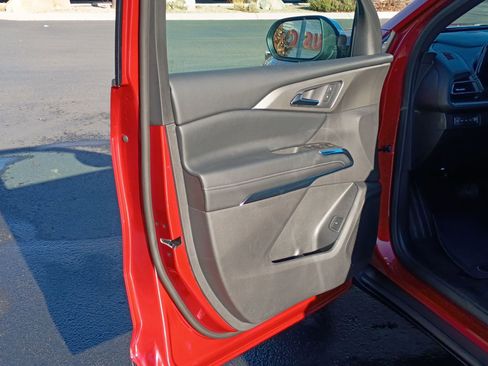 New 2026 Chevrolet Traverse LT w/ Midnight/Sport Edition image 29