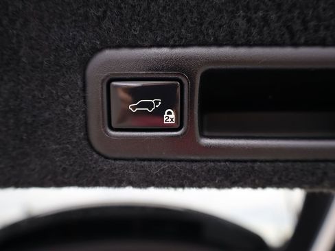 Used 2018 Lexus RX 450h AWD w/ Premium Package image 16