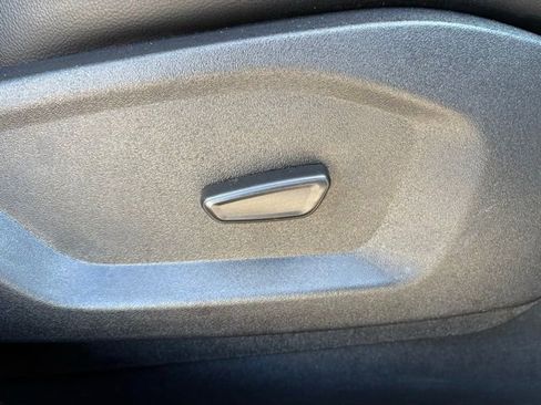 Used 2024 Ford Edge SEL image 26