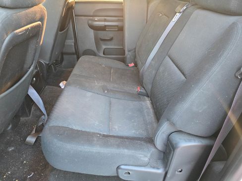 Used 2014 Chevrolet Silverado 2500 LT w/ Z71 Appearance Package image 13