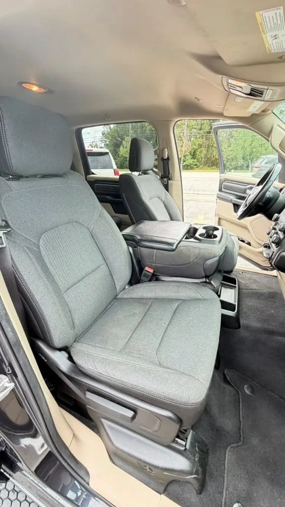 Used 2019 RAM 1500 Big Horn AWD/4WD image 13