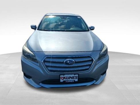 Used 2017 Subaru Legacy 2.5i Limited AWD/4WD image 10