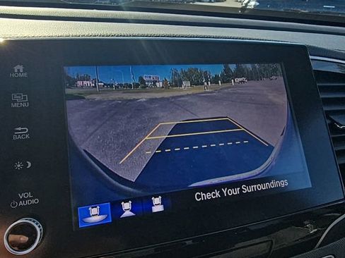 Used 2021 Honda Ridgeline Sport image 15