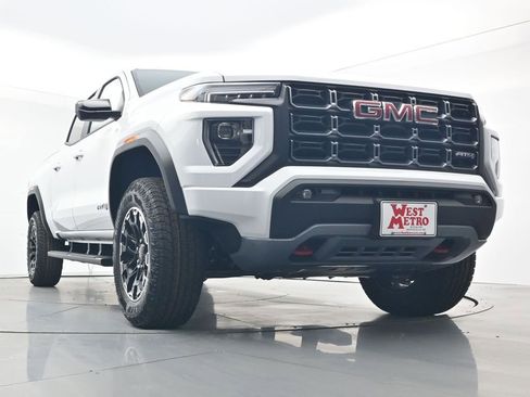 New 2026 GMC Canyon AT4 image 29