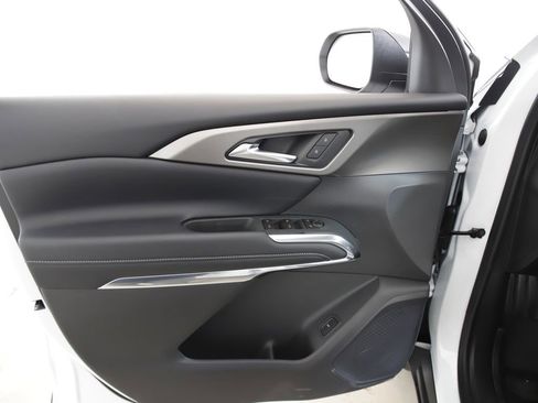 New 2026 Chevrolet Traverse LT w/ Midnight/Sport Edition FWD image 14