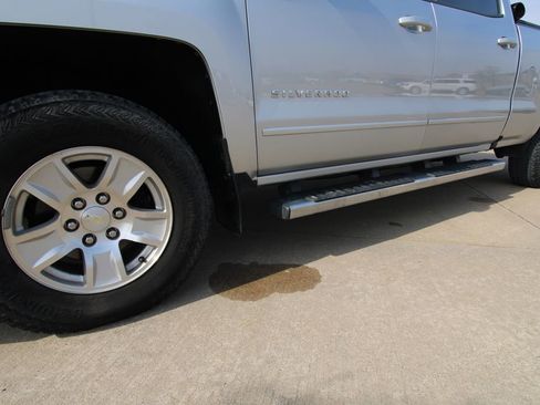 Used 2017 Chevrolet Silverado 1500 LT w/ LT Fleet Plus Package image 10