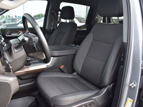 Used 2024 Chevrolet Silverado 1500 RST image 26