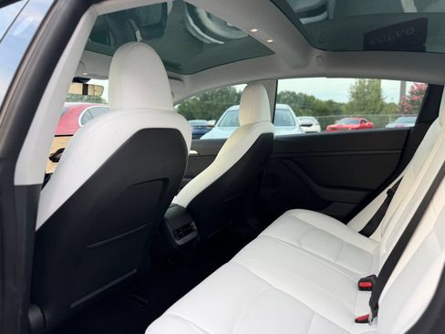 Used 2023 Tesla Model 3 Long Range AWD/4WD image 18