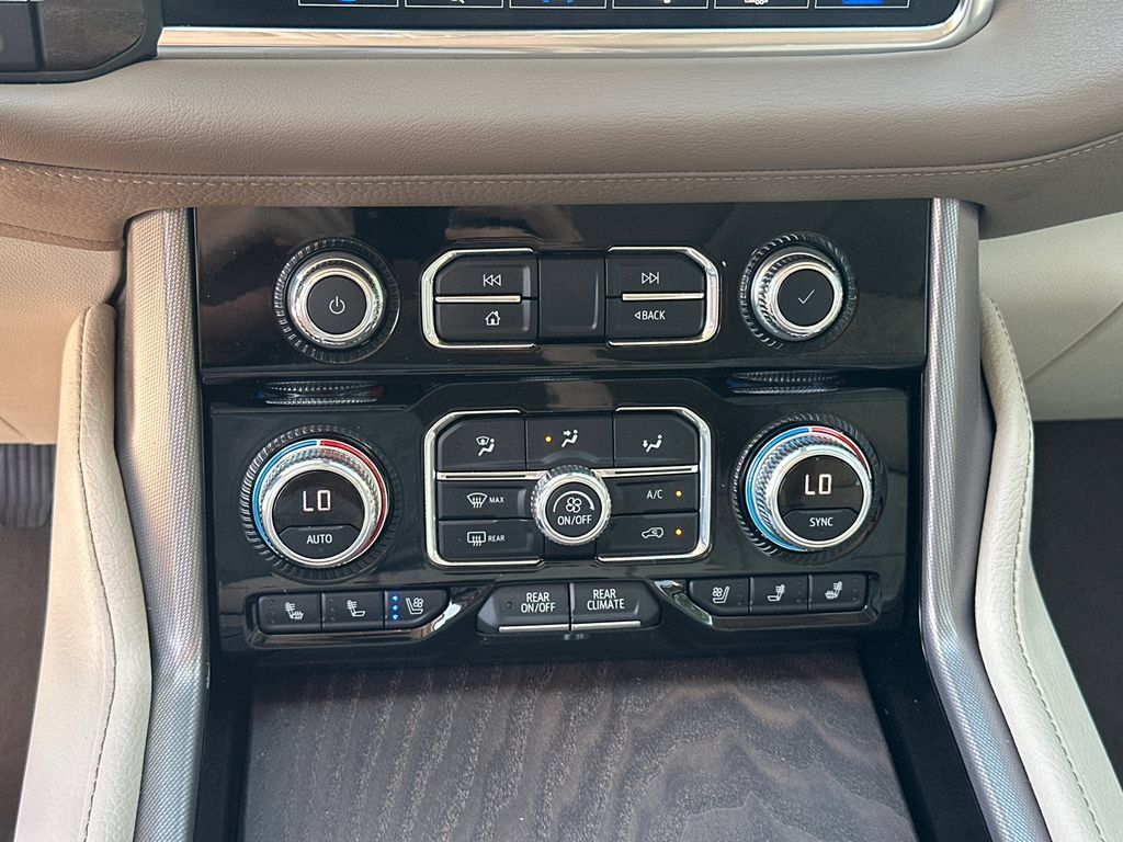 Used 2022 GMC Yukon Denali RWD image 27