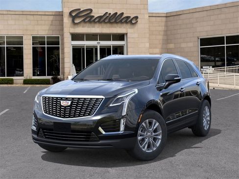 New 2026 Cadillac XT5 Luxury image 6