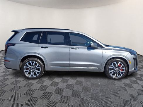 Used 2024 Cadillac XT6 Sport w/ Platinum Package AWD/4WD image 7