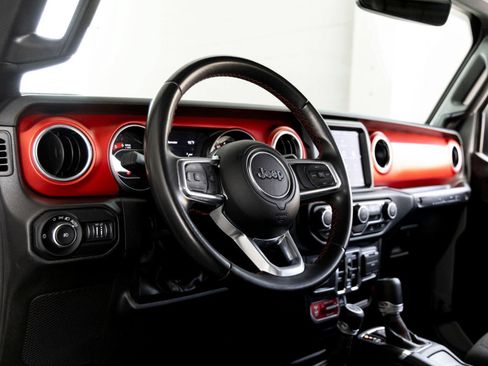 Used 2022 Jeep Wrangler Unlimited Rubicon AWD/4WD image 13