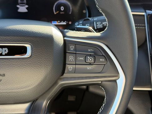 New 2026 Jeep Grand Cherokee Laredo RWD image 18