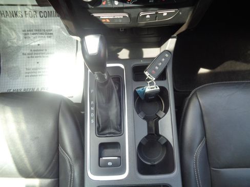 Used 2017 Ford Escape Titanium AWD/4WD image 32