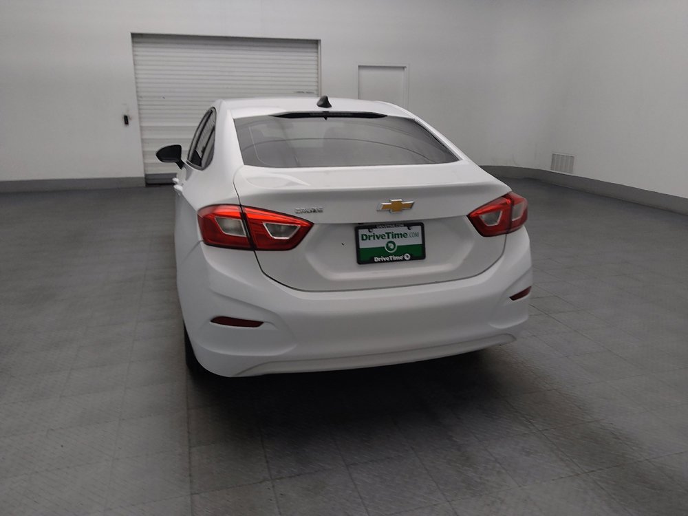 Used 2018 Chevrolet Cruze LS FWD image 6