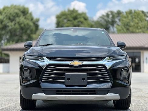 Used 2021 Chevrolet Blazer LT FWD image 2