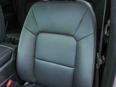 Used 2024 GMC Canyon Elevation w/ Elevation Premium Package RWD image 30