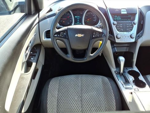 Used 2015 Chevrolet Equinox LS image 13