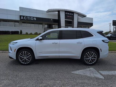 New 2026 Buick Enclave Avenir w/ Super Cruise Package FWD image 2