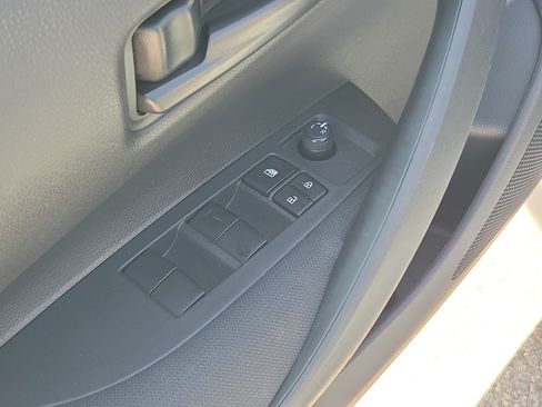 Used 2024 Toyota Corolla LE FWD image 25