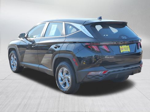 Certified 2023 Hyundai Tucson SE image 5