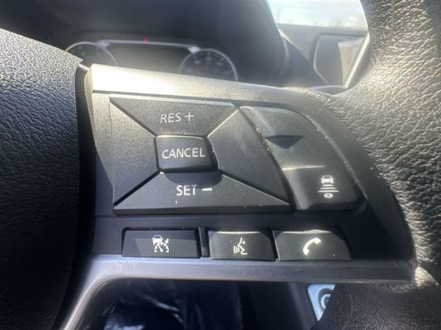 Used 2024 Nissan Sentra SV FWD image 23