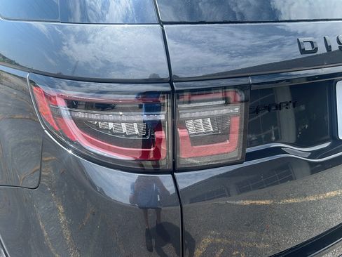 New 2026 Land Rover Discovery Sport Landmark AWD/4WD image 12
