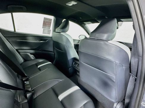 New 2026 Toyota Camry SE FWD image 23