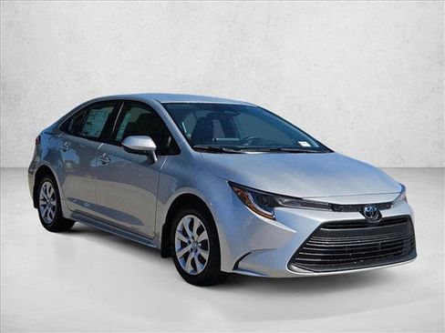 New 2026 Toyota Corolla LE image 6