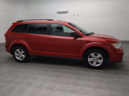 Used 2016 Dodge Journey SE w/ Flexible Seating Group FWD image 11