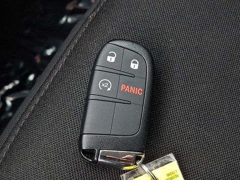 Used 2023 Jeep Renegade Trailhawk AWD/4WD image 23