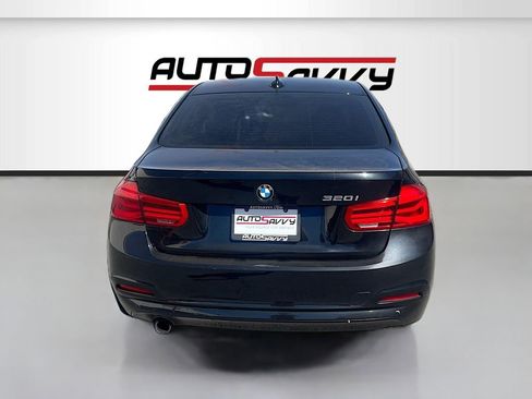 Used 2018 BMW 320i 320i image 6