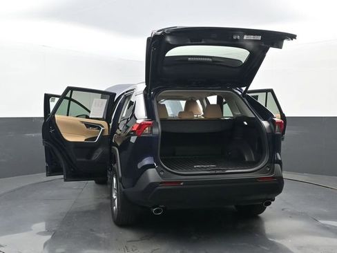 Used 2024 Toyota RAV4 XLE w/ Convenience Package FWD image 37