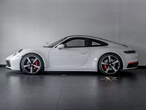 Certified 2024 Porsche 911 Carrera 4S w/ Sport Package AWD/4WD image 11