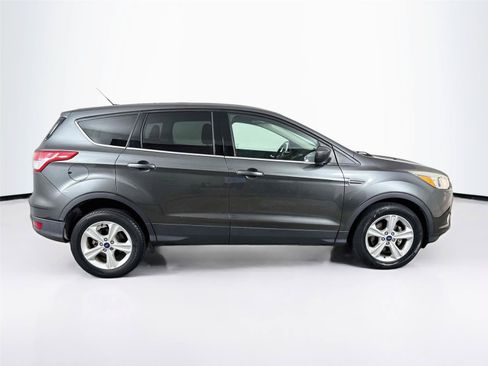Used 2016 Ford Escape SE FWD image 13