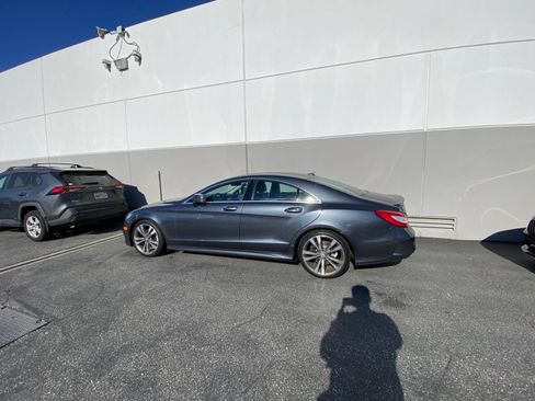 Used 2016 Mercedes-Benz CLS 400 image 2