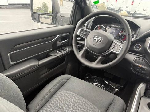 New 2026 RAM 2500 Big Horn AWD/4WD image 33