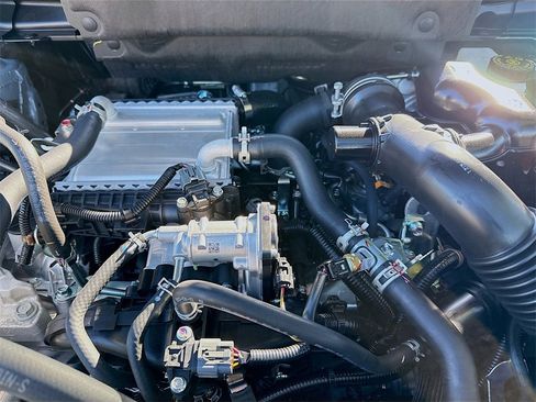 New 2026 Mitsubishi Outlander SE image 33