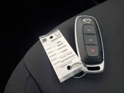 New 2025 Nissan Kicks Play S image 25