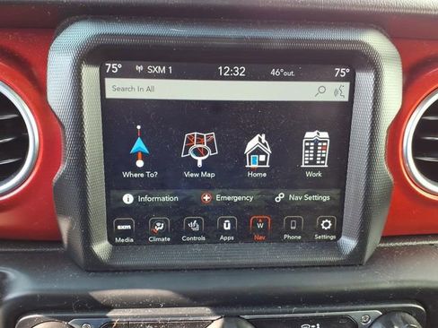 Used 2020 Jeep Gladiator Rubicon AWD/4WD image 14