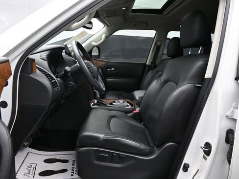 Used 2022 Nissan Armada SL RWD image 9