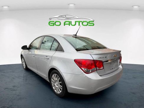 Used 2013 Chevrolet Cruze Eco image 3