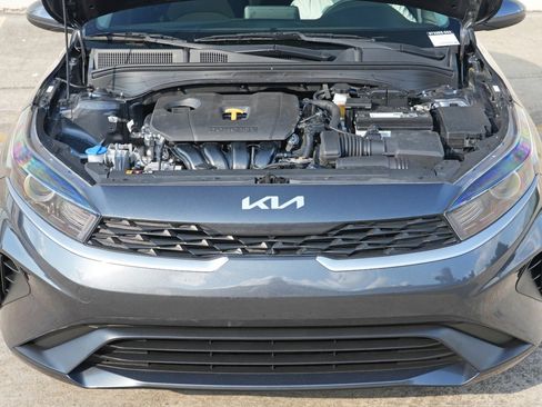 Used 2023 Kia Forte LX FWD image 7