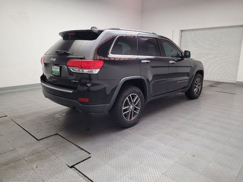 Used 2017 Jeep Grand Cherokee Limited w/ Luxury Group II AWD/4WD image 9
