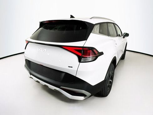 Certified 2025 Kia Sportage EX AWD/4WD image 5