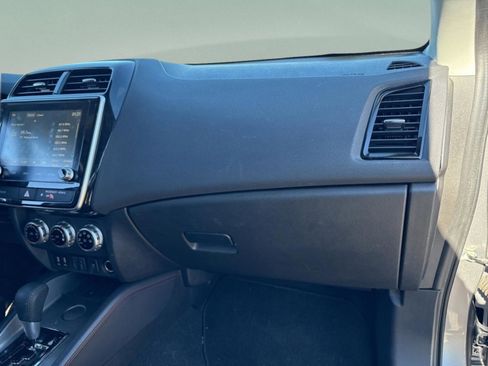 Used 2022 Mitsubishi Outlander Sport SE image 31